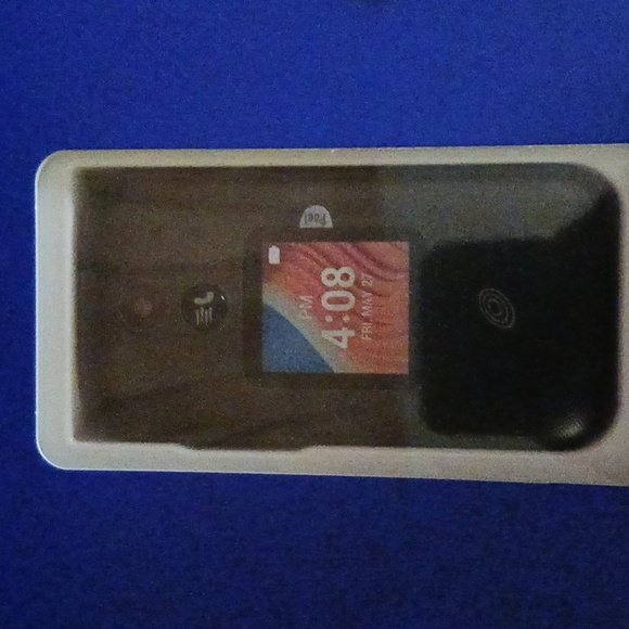 Tracfone TCL Flip 2 Open Box - Picture 4 of 4